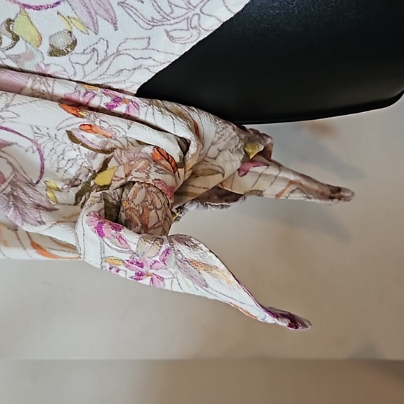 Anthropology Maeve Pernille Floral Tie Sleeve Blouse - Picture 4 of 8